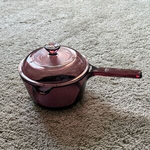 Vision Corning 1 Liter Purple Glass Pot